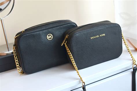 Repliki torebek michael kors 